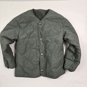 Uniclo Kids Reversible Quilted  And Fleece Olive Green Jack Size 7-8